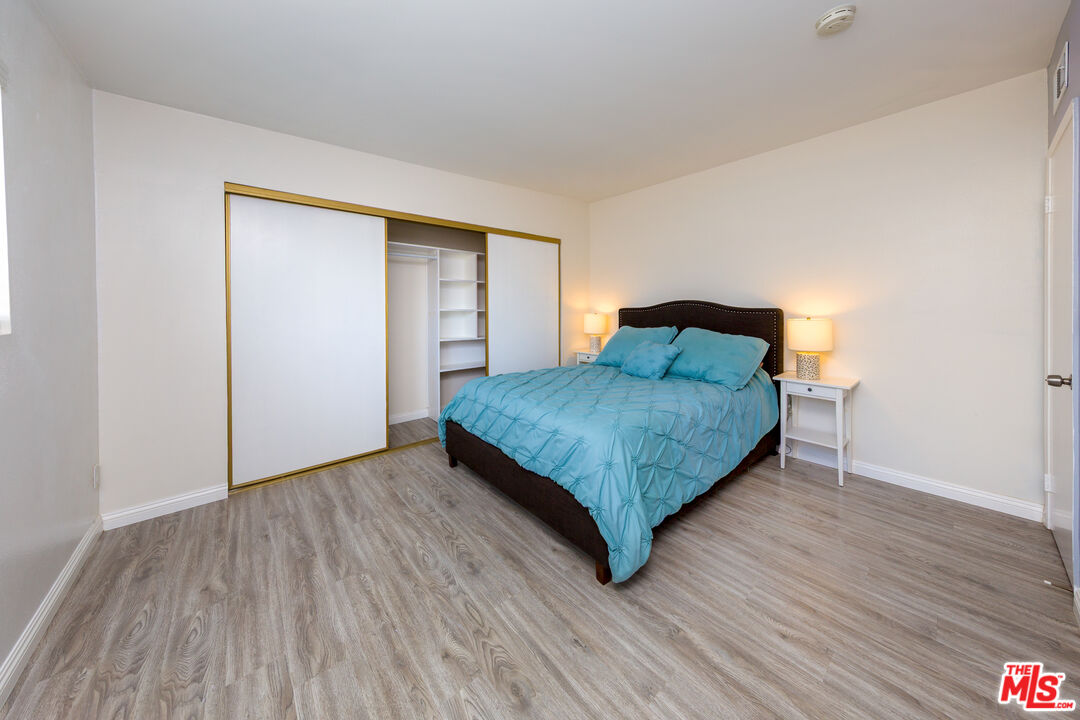 5848 Hazeltine Ave Unit: 10