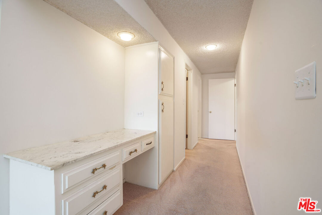 1418 Warner Ave