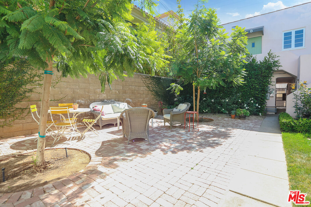1020 10TH ST Unit: A