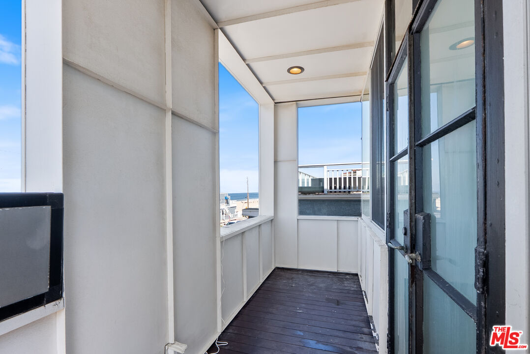 3410 Hermosa Ave
