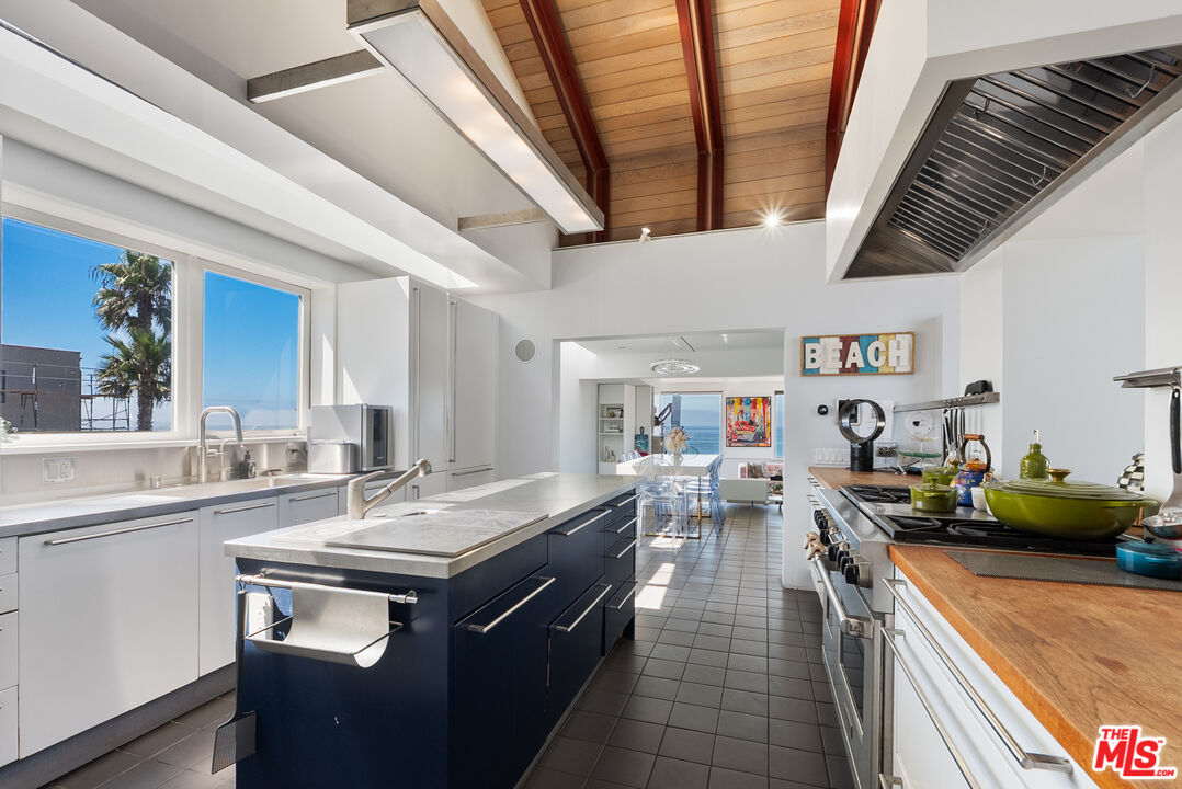 3410 Hermosa Ave
