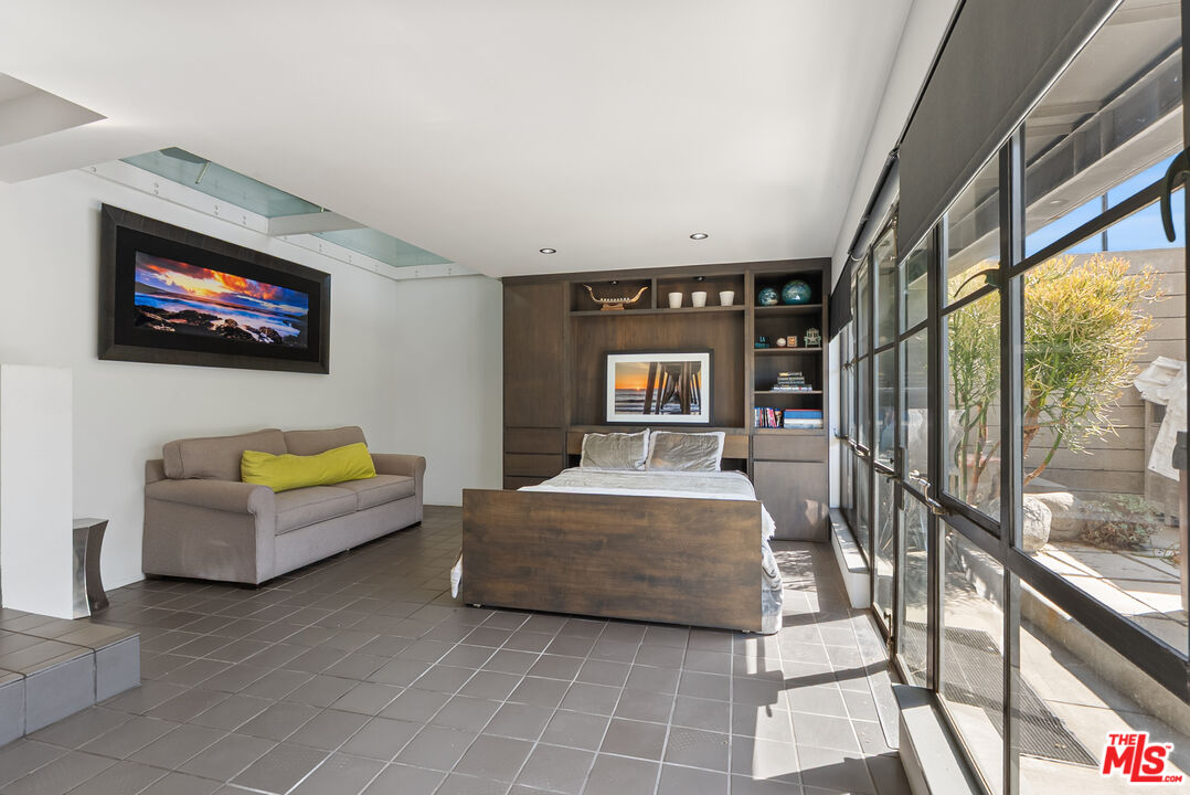 3410 Hermosa Ave