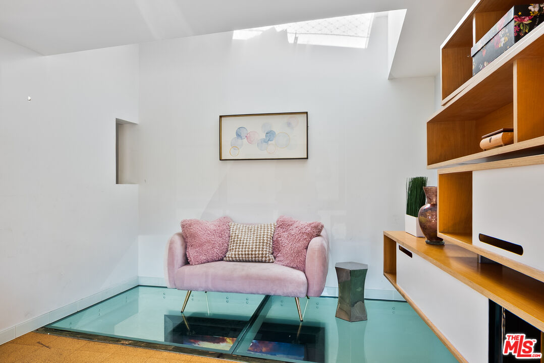 3410 Hermosa Ave