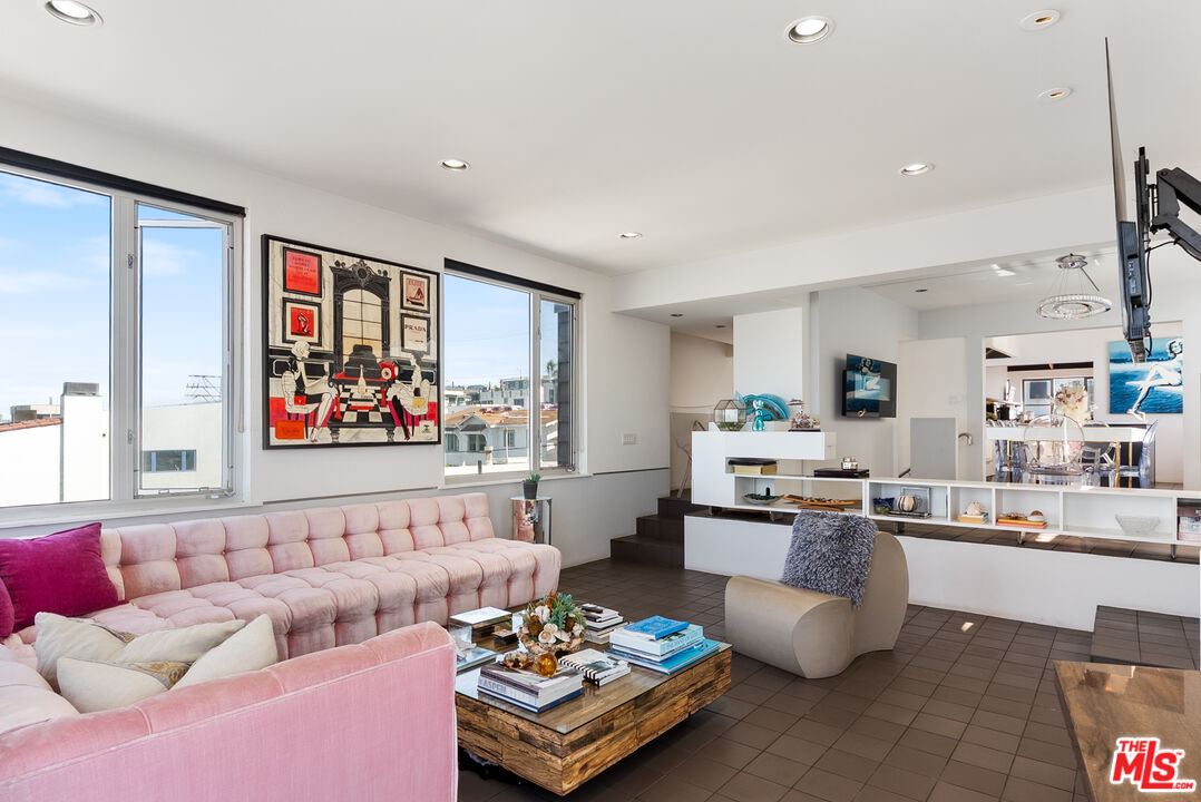 3410 Hermosa Ave