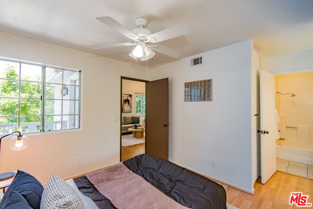 7025 Glade Ave Unit: 24