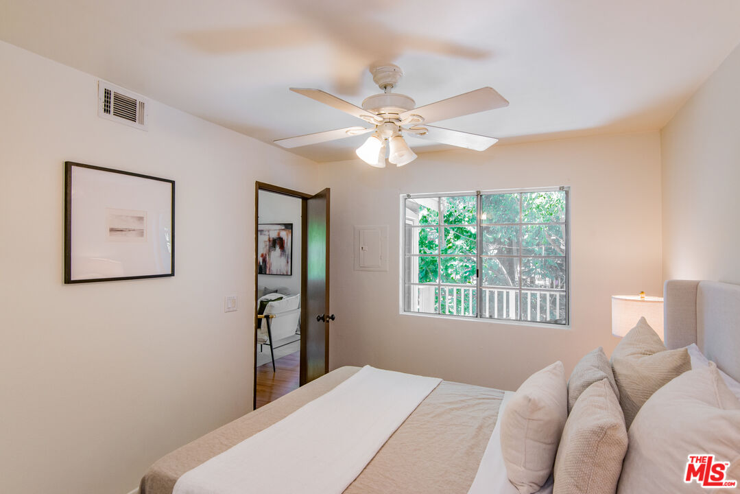 7025 Glade Ave Unit: 24