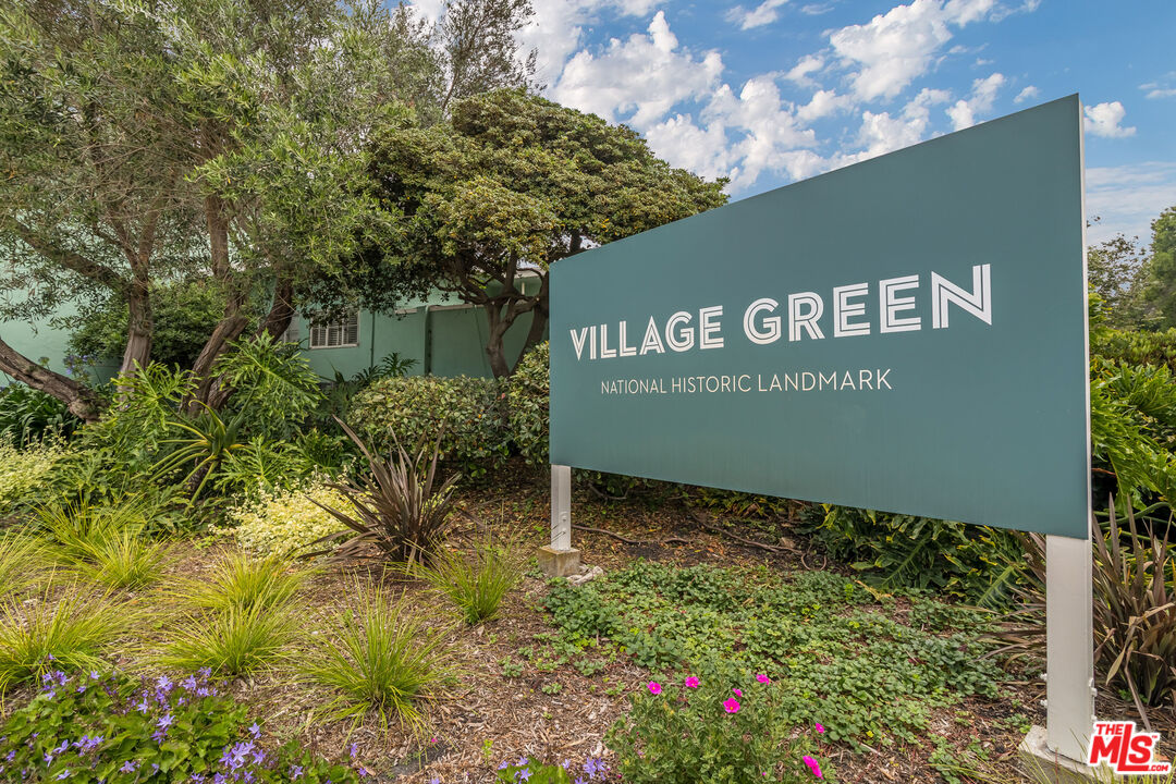 5383 Village Grn