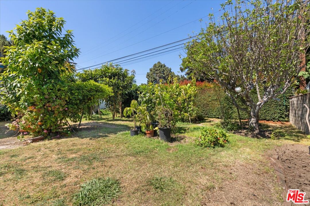 1908 Armacost Ave
