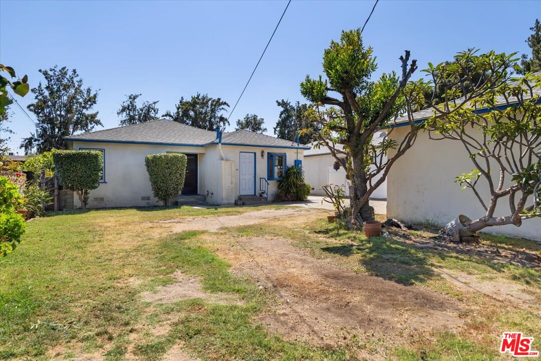 1908 Armacost Ave