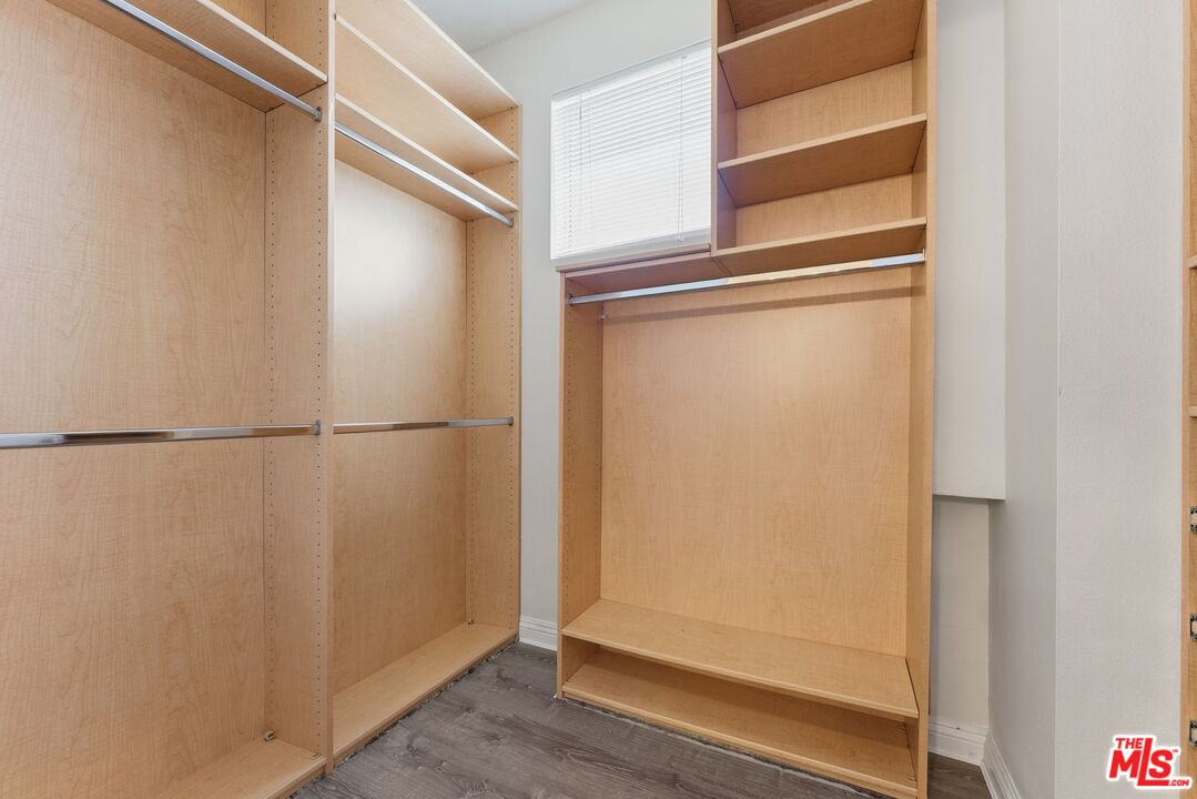 1436 20th St Unit: 8