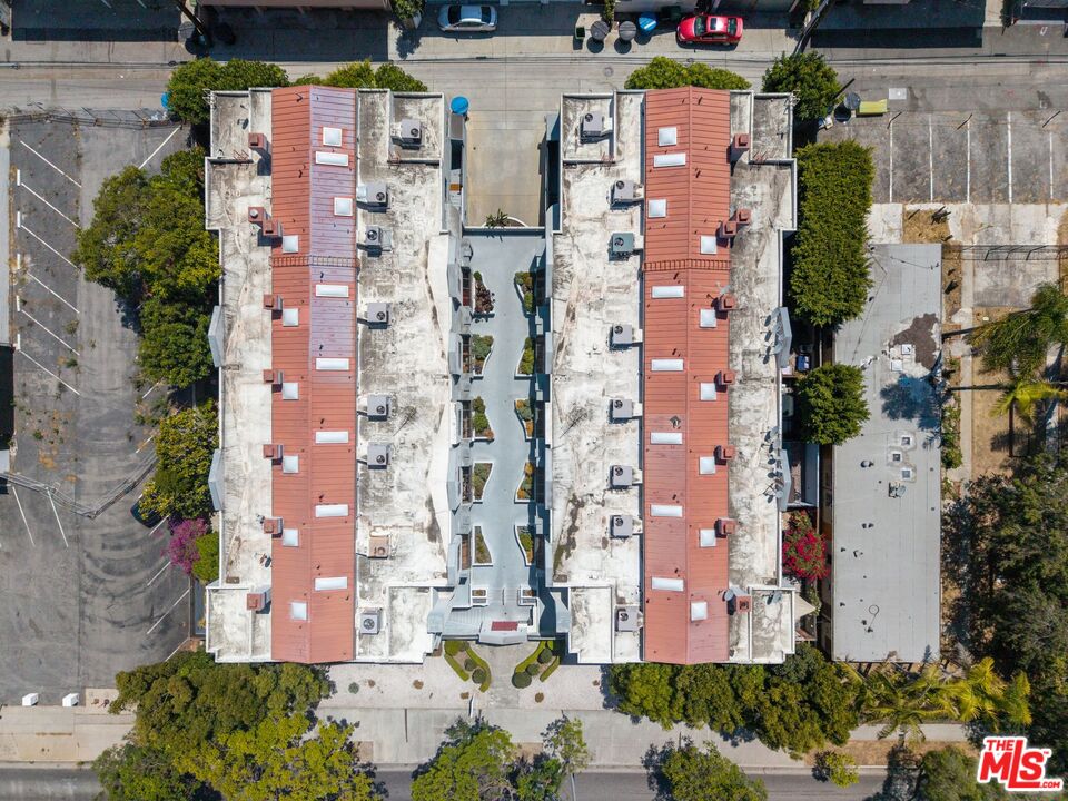1436 20th St Unit: 8
