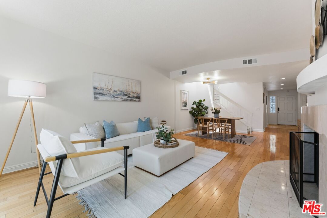 1436 20th St Unit: 8