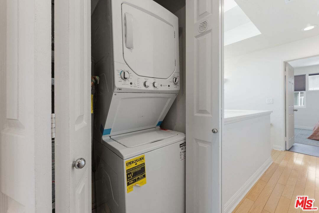 1436 20th St Unit: 8