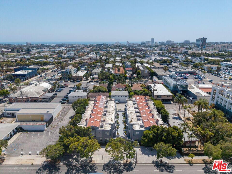 1436 20th St Unit: 8