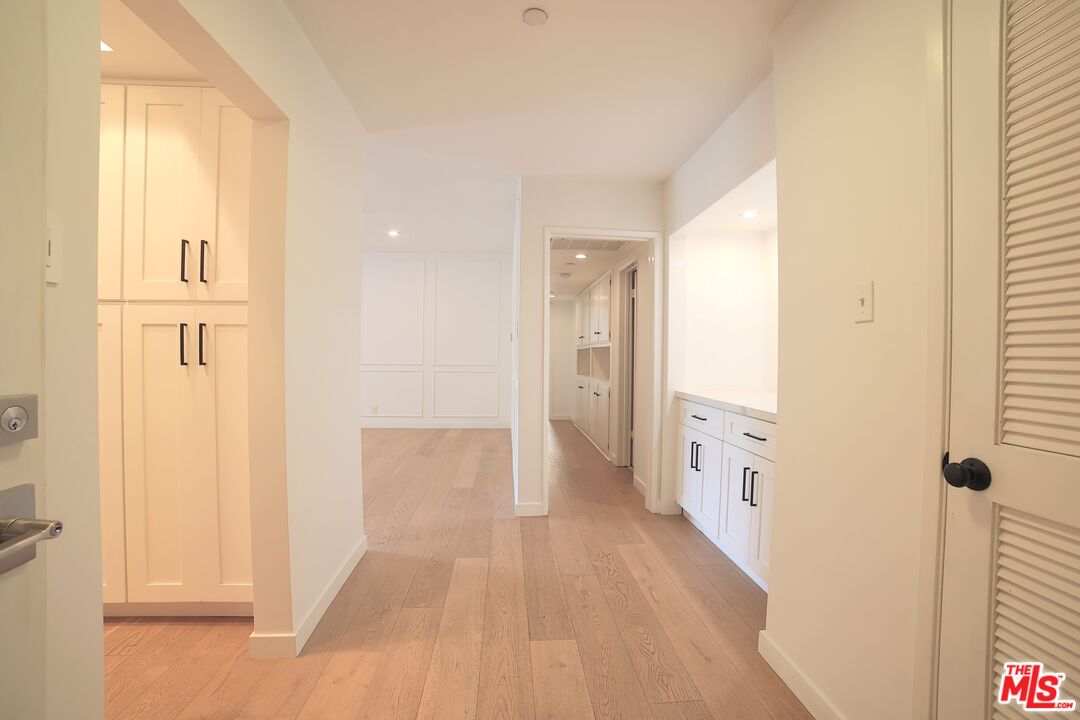125 Montana Ave Unit: 101
