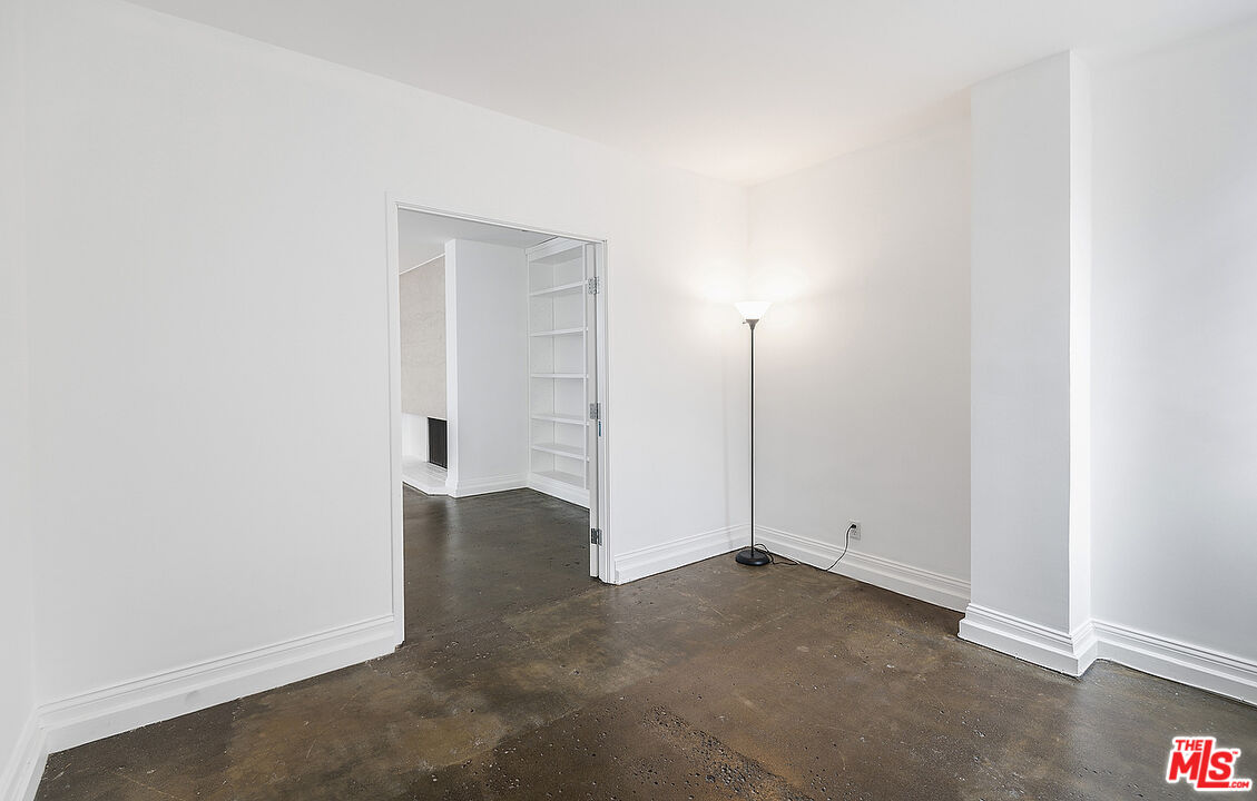 17366 W Sunset Blvd Unit: 201