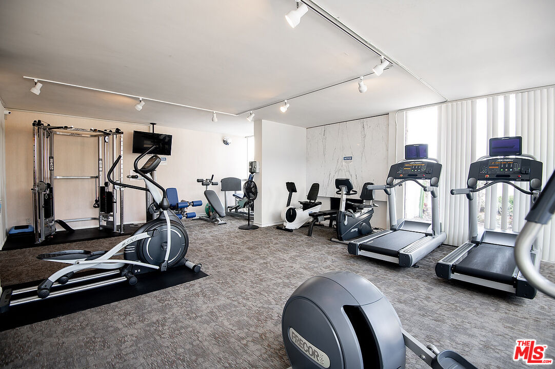 17366 W Sunset Blvd Unit: 201