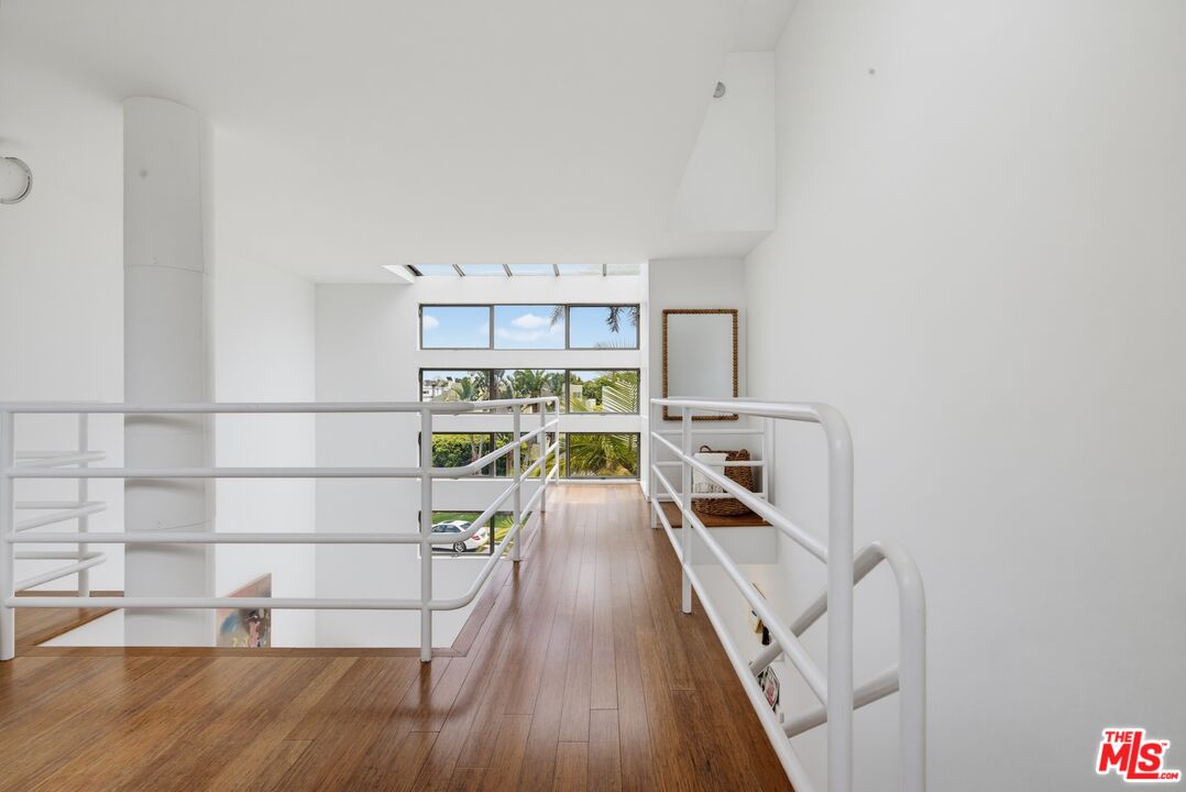 821 Bay St Unit: C6
