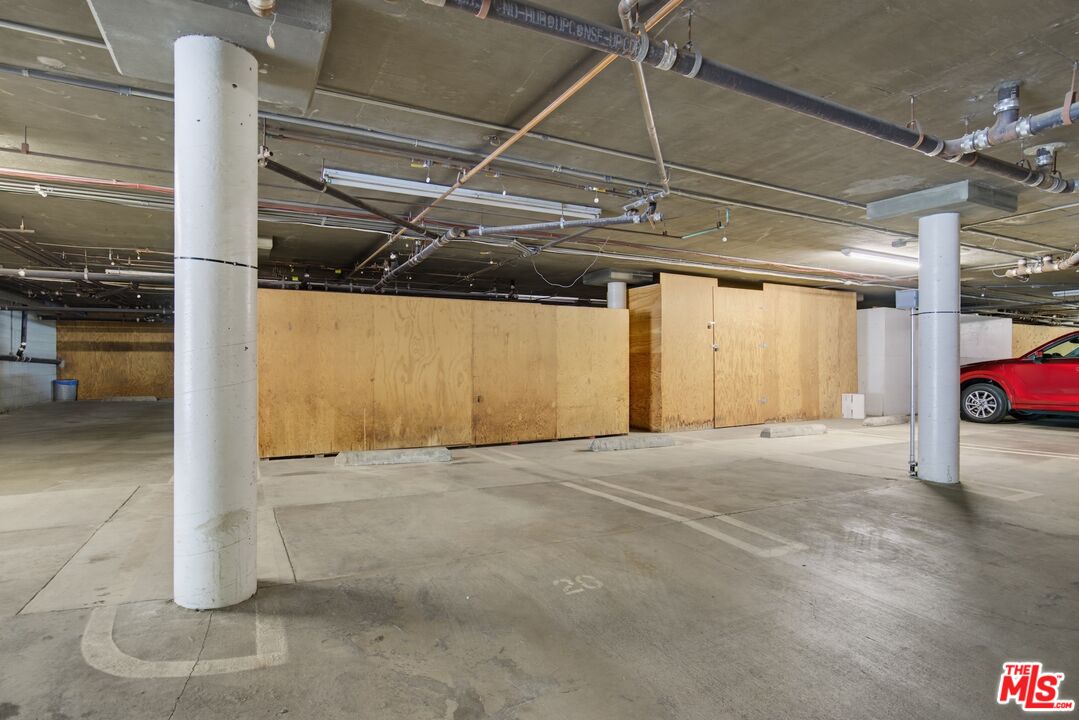 821 Bay St Unit: C6