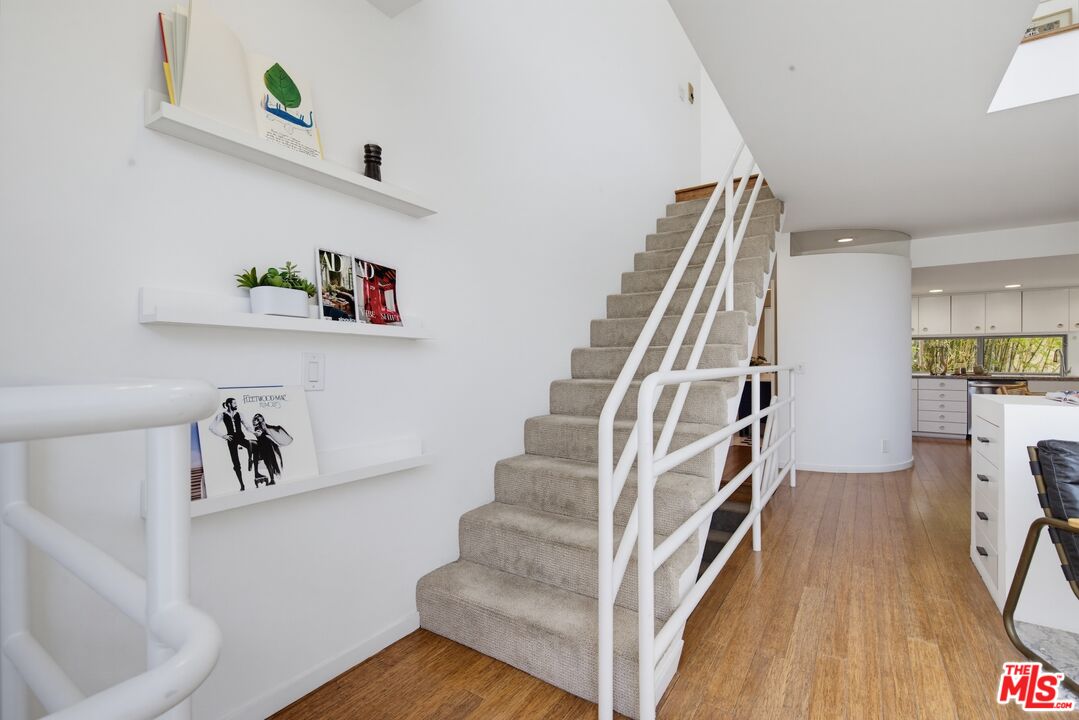 821 Bay St Unit: C6
