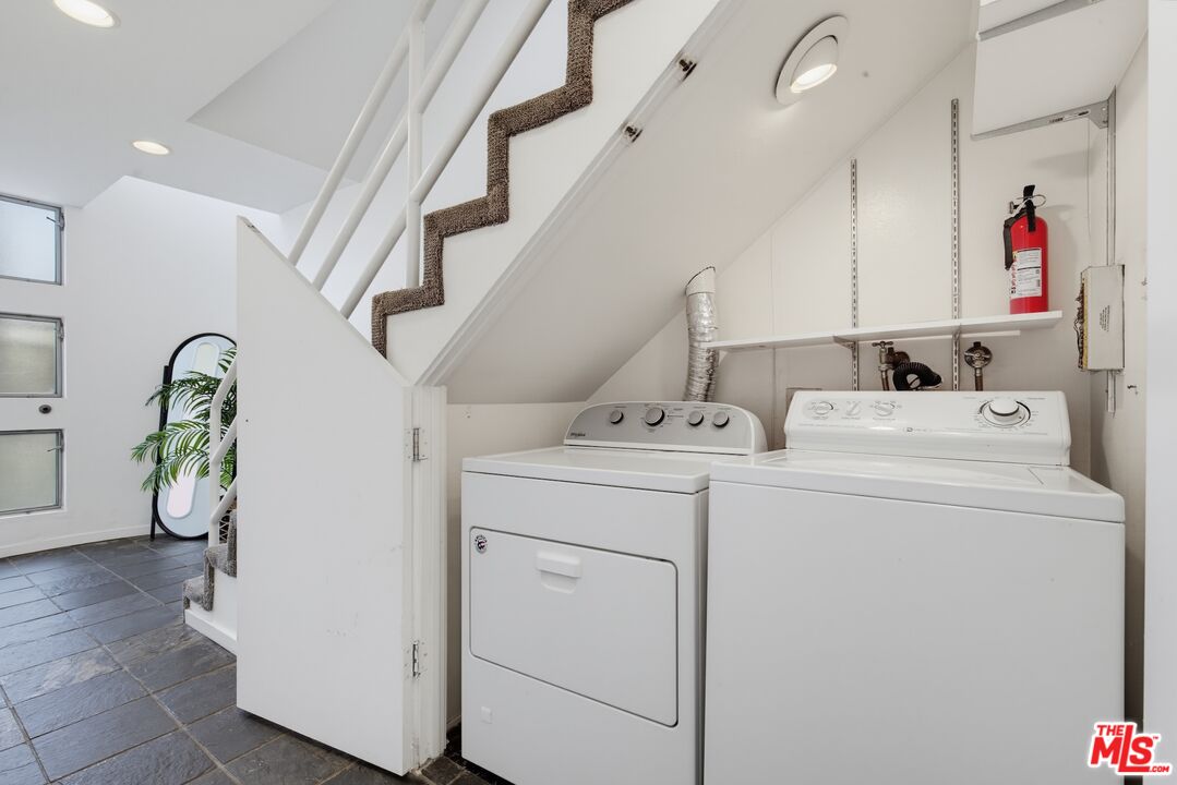 821 Bay St Unit: C6