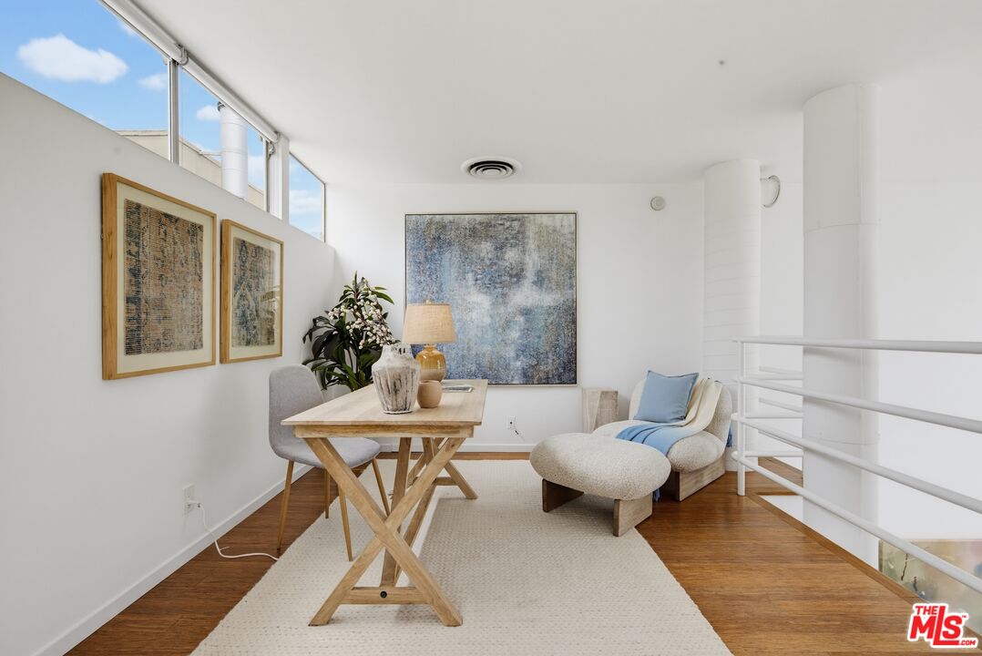 821 Bay St Unit: C6