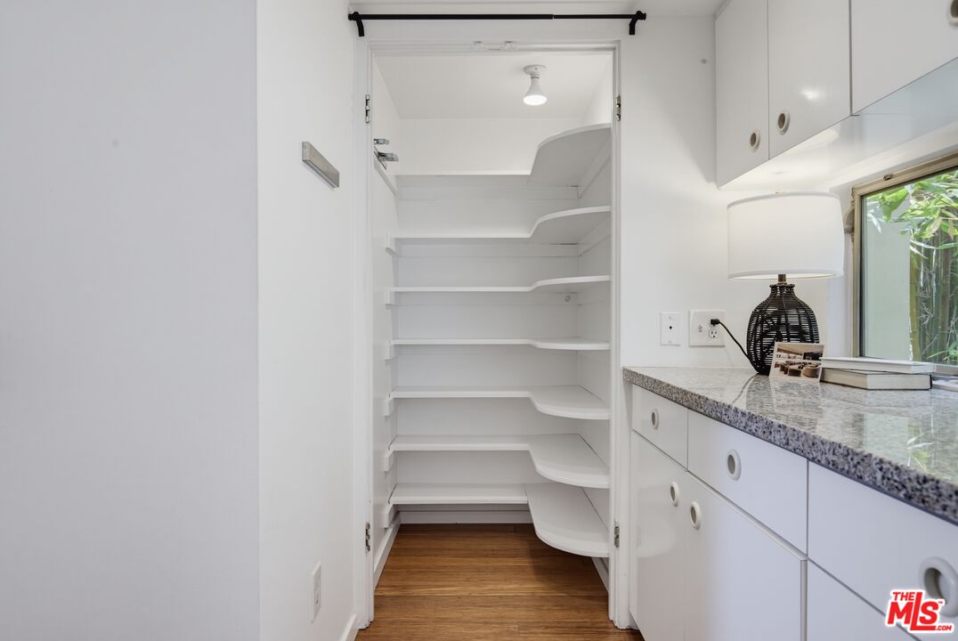 821 Bay St Unit: C6