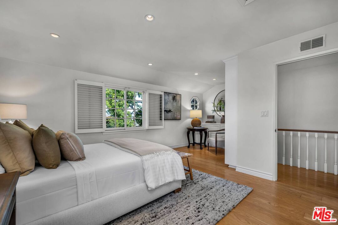 415 N Bonhill Rd