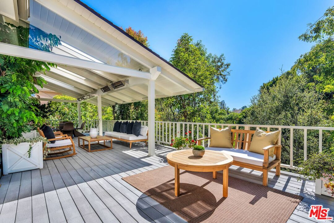415 N Bonhill Rd
