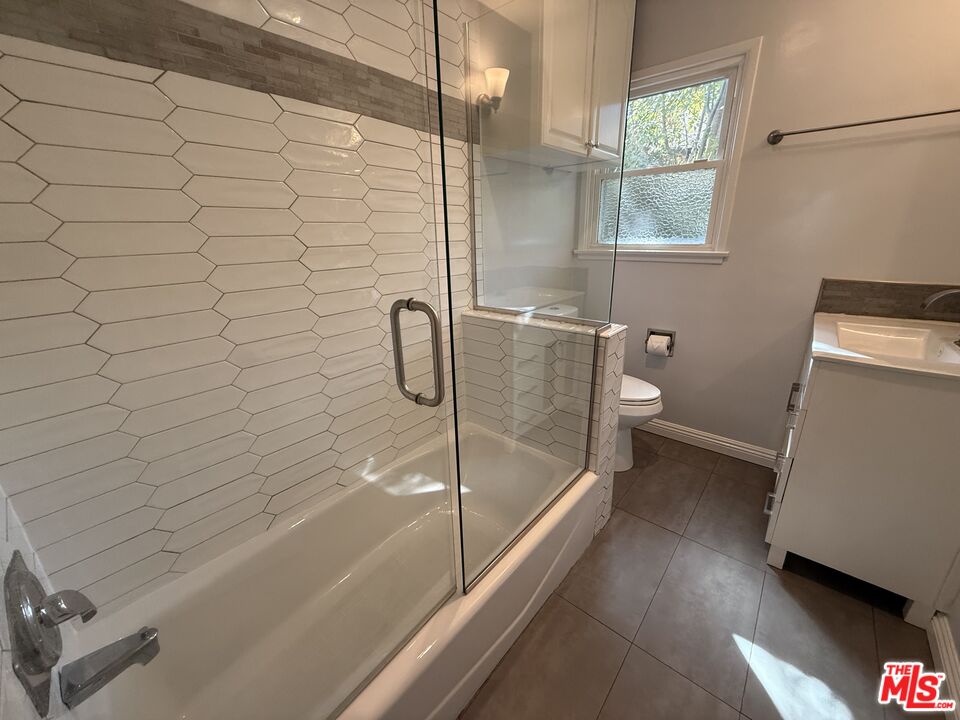2766 Dunleer Pl
