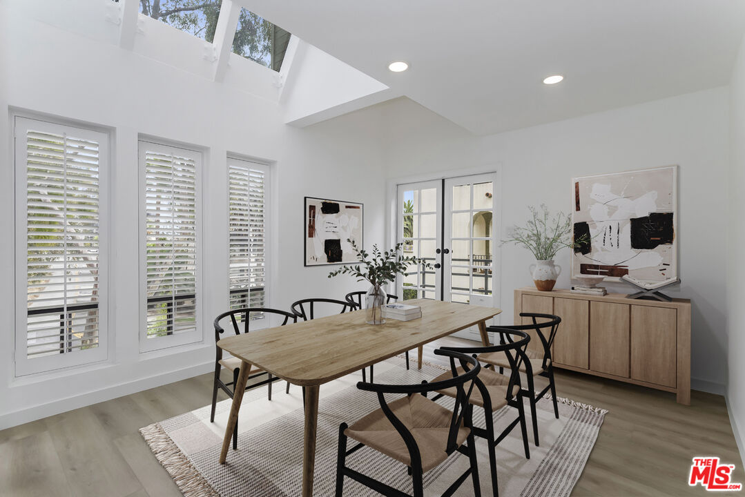 11601 Montana Ave Unit: PH7