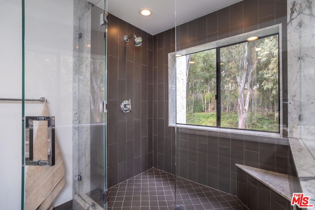 11601 Montana Ave Unit: PH7