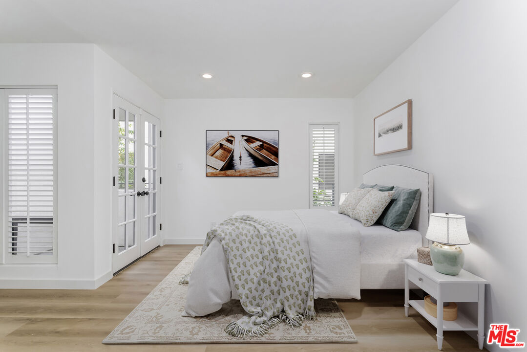 11601 Montana Ave Unit: PH7