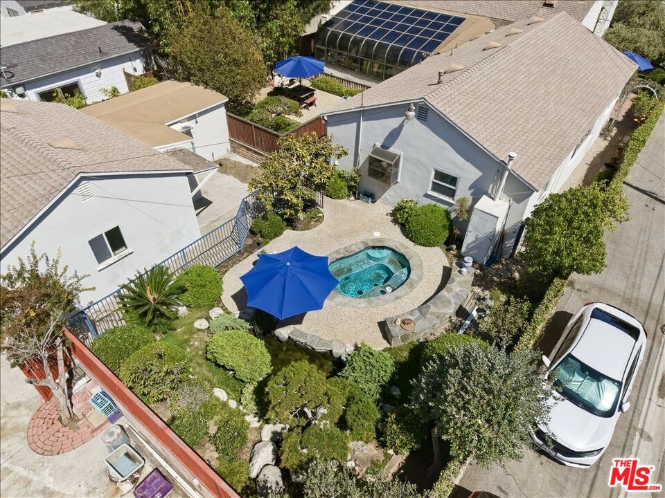 11359 Biona Dr