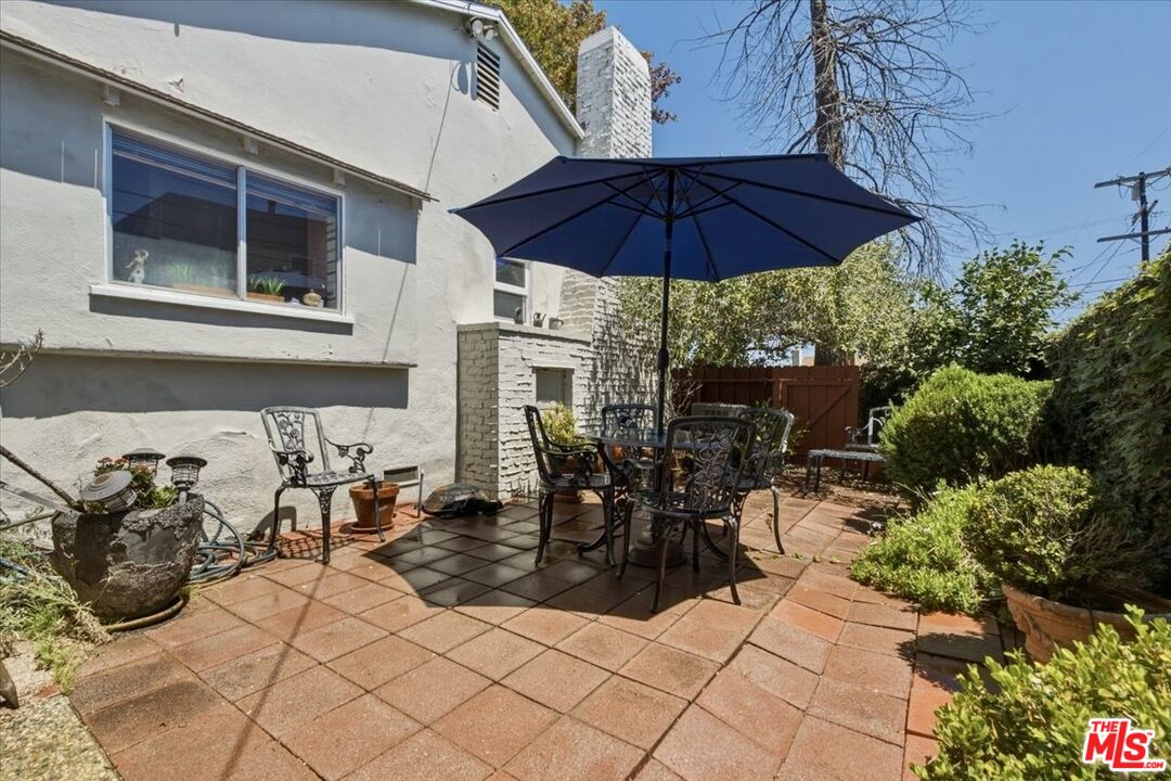11359 Biona Dr