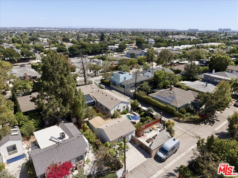 11359 Biona Dr