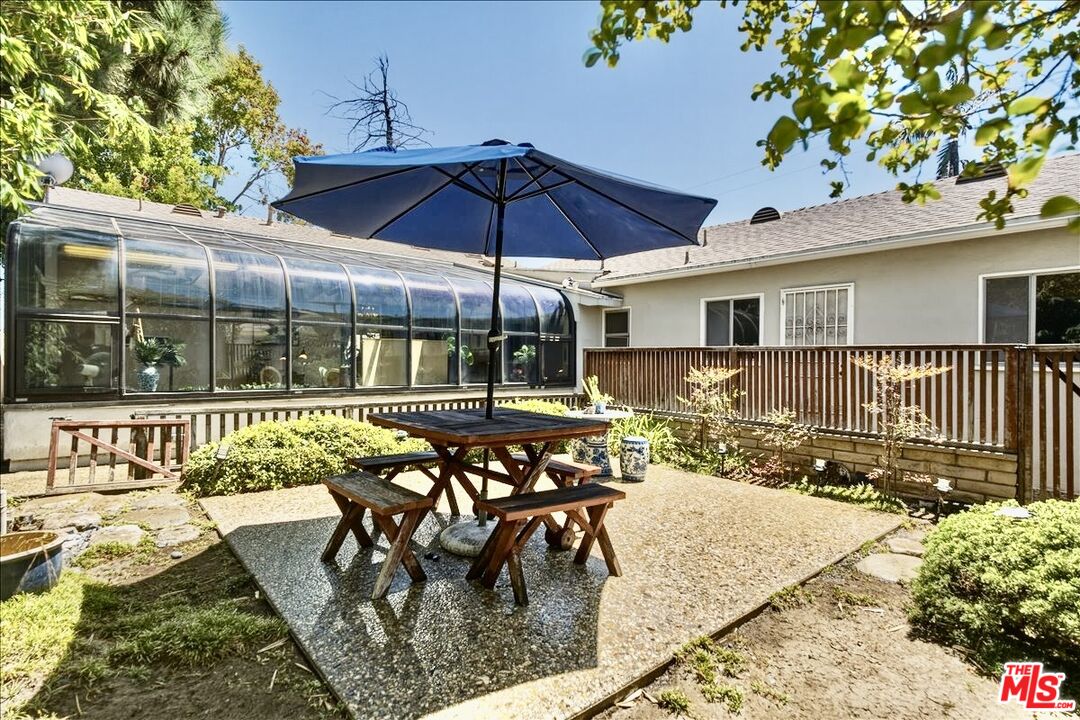 11359 Biona Dr