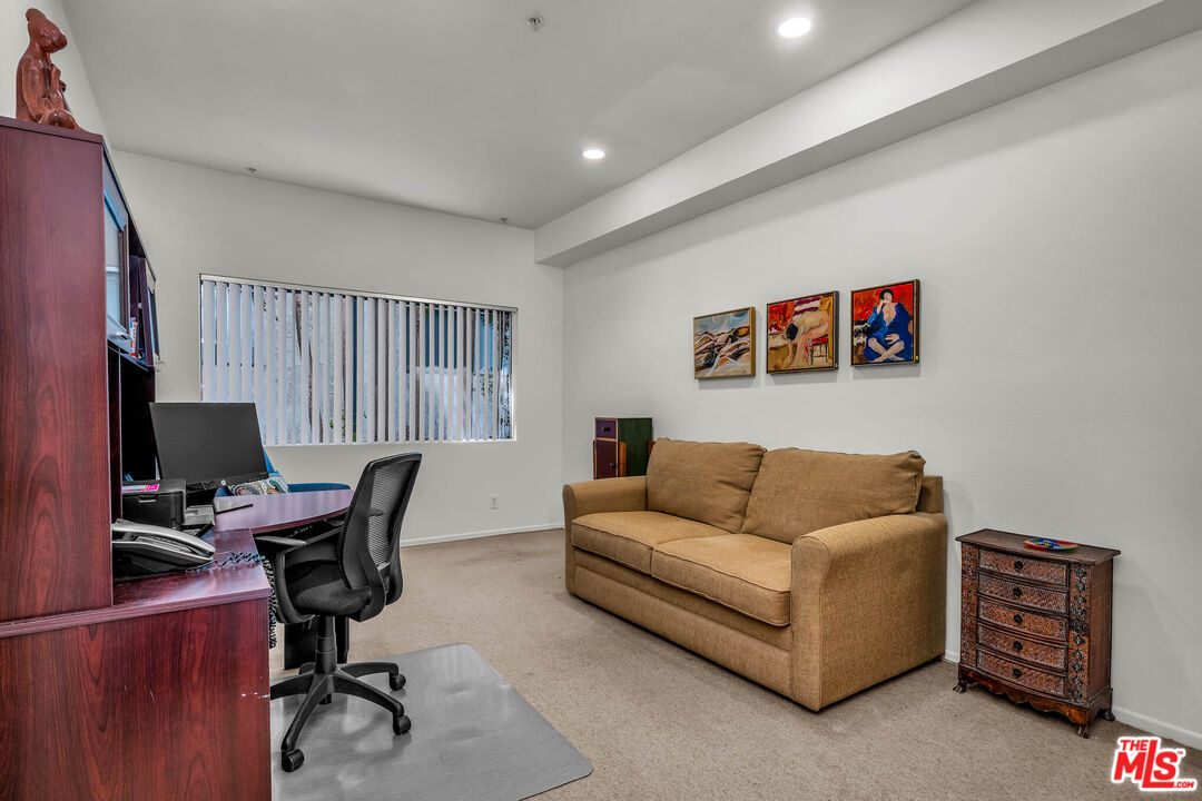 3613 Glendon Ave Unit: 101