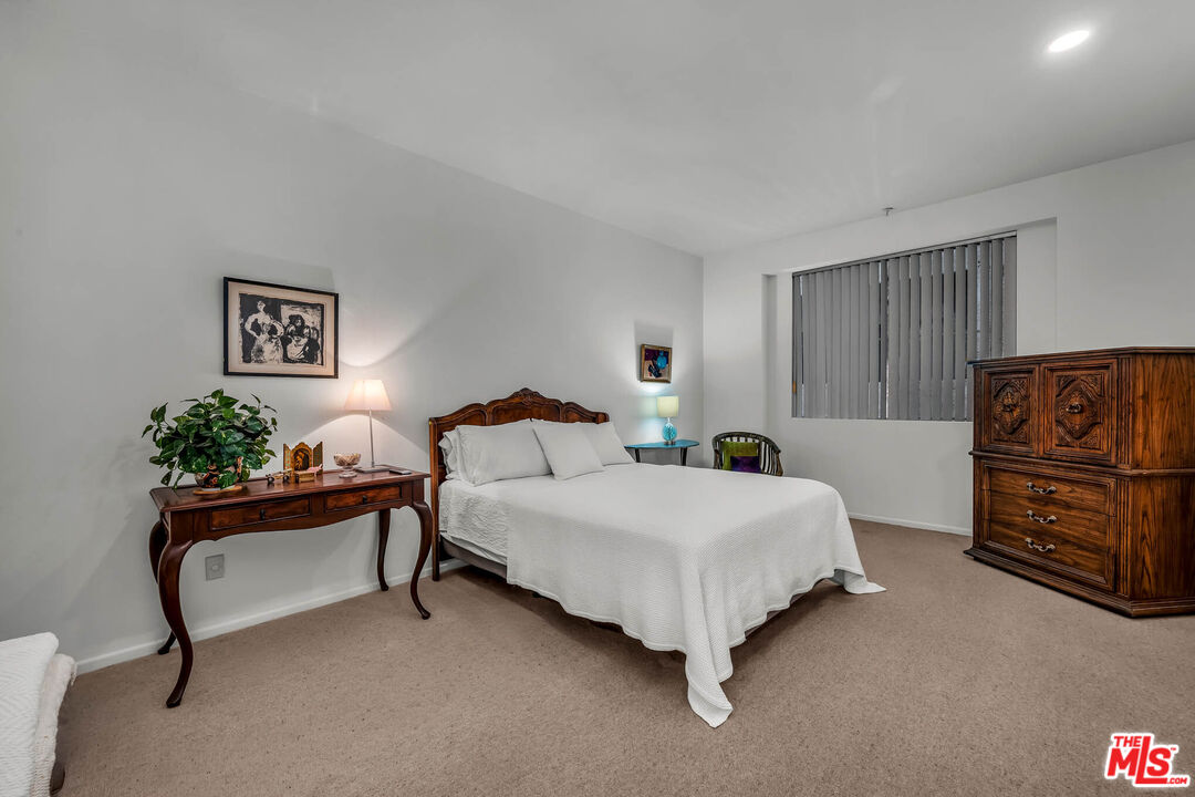 3613 Glendon Ave Unit: 101