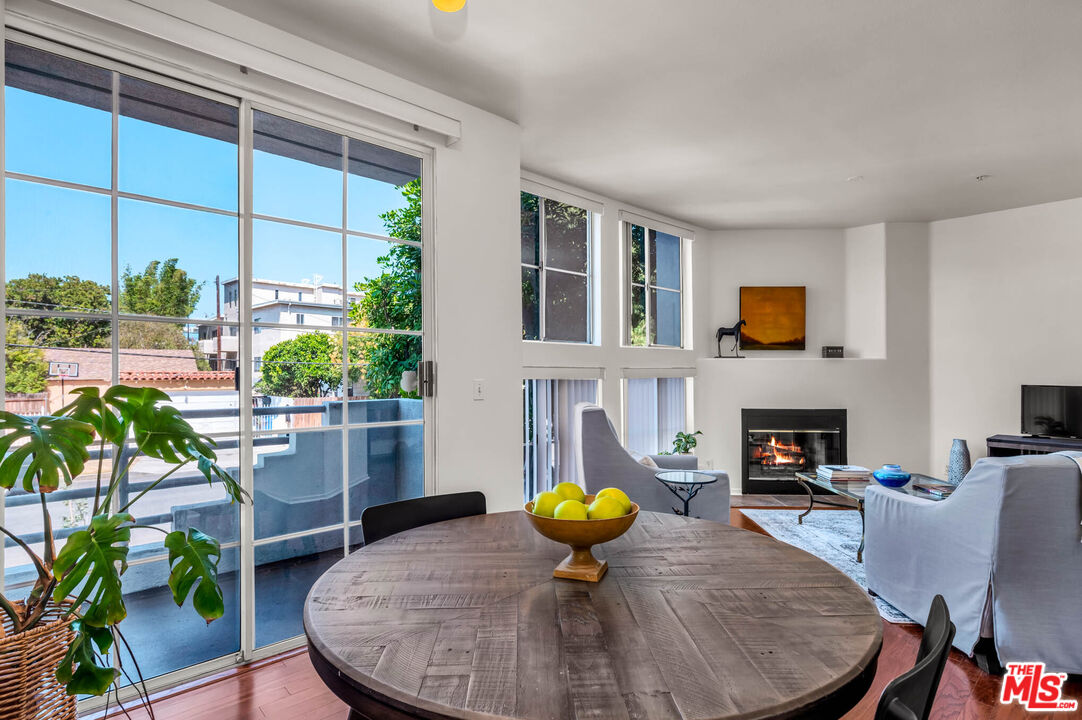 3613 Glendon Ave Unit: 101