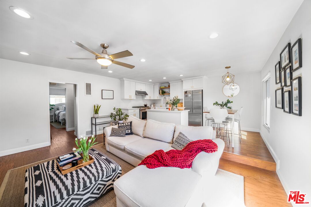 933 11th St Unit: 18