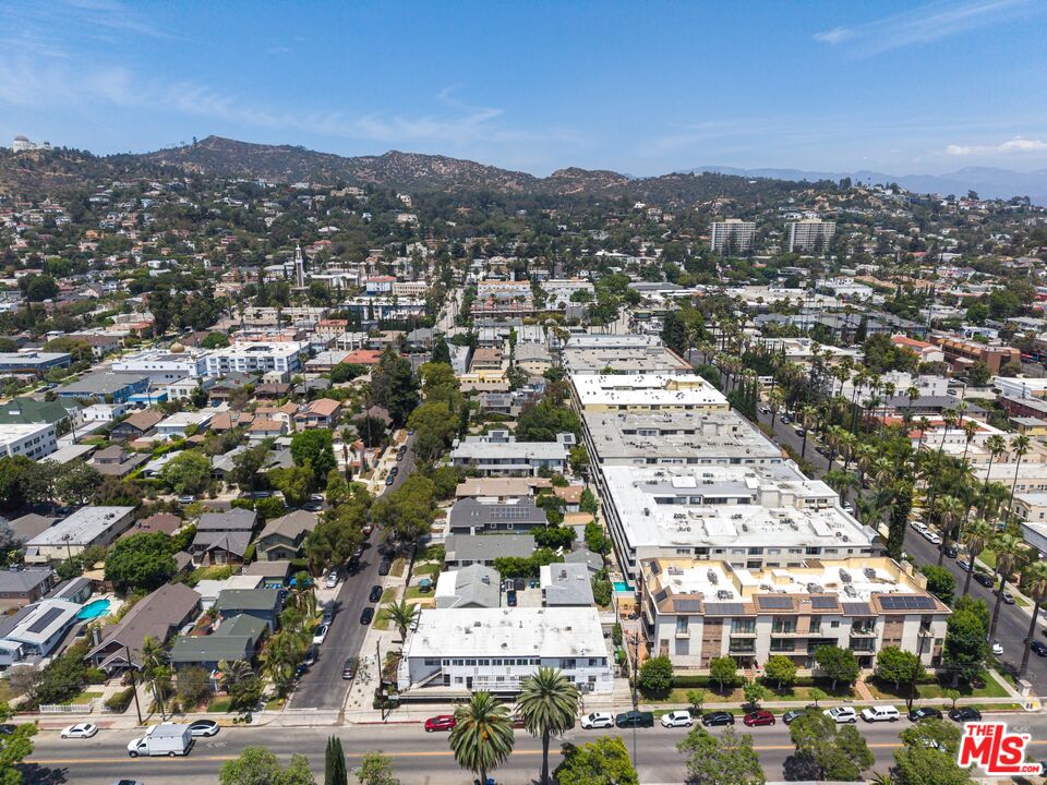 1900 Dracena Dr Unit: 1