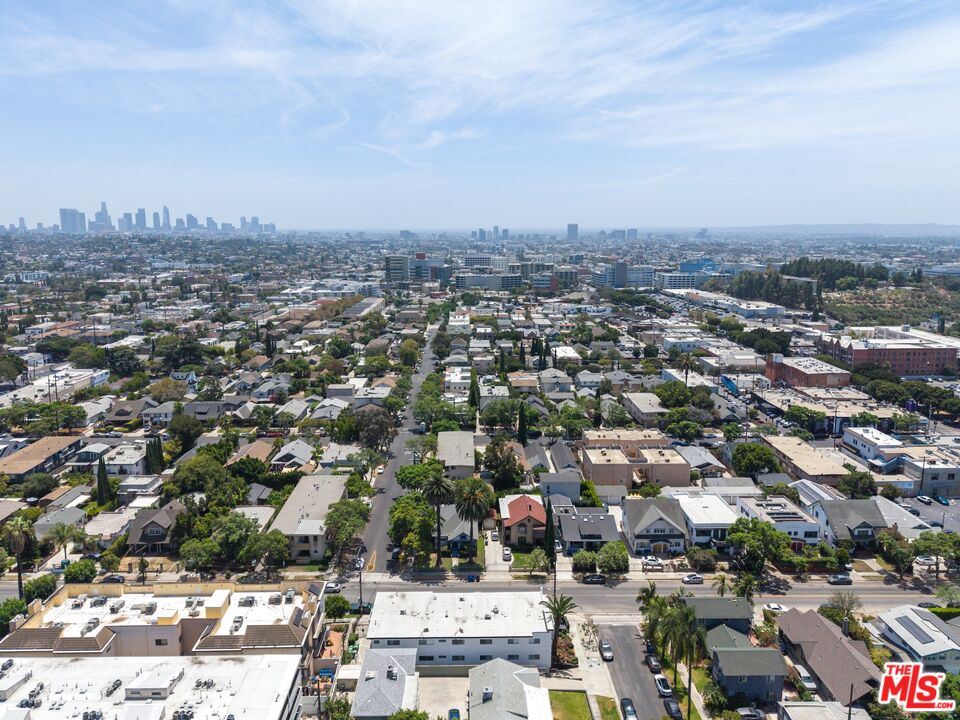 1900 Dracena Dr Unit: 1