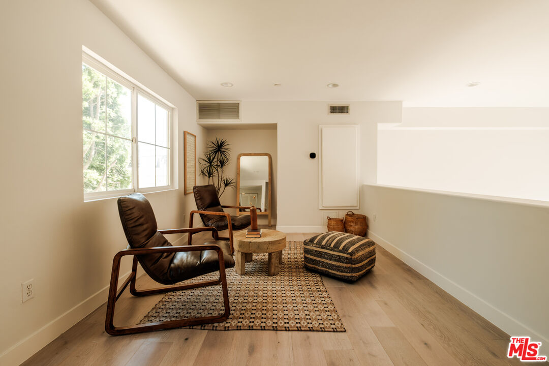 844 17th St Unit: 105