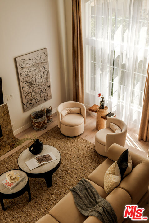 844 17th St Unit: 105