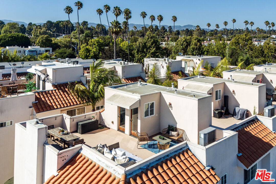 844 17th St Unit: 105