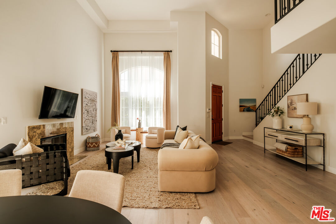 844 17th St Unit: 105