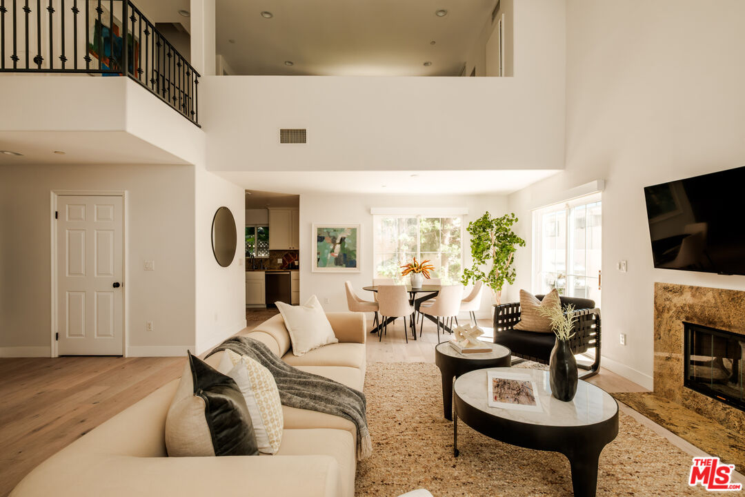 844 17th St Unit: 105