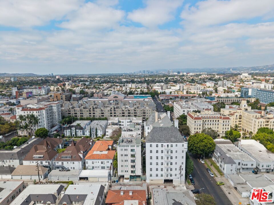 906 S Serrano Ave Unit: 401