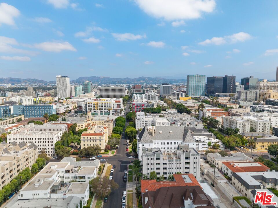 906 S Serrano Ave Unit: 401